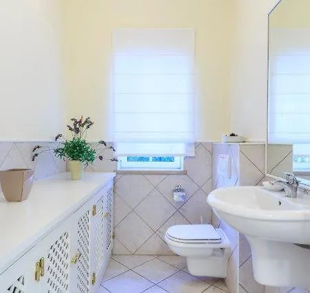 Villa Sleeps 6 Pool Air Con Wifi T480140 Almancil
